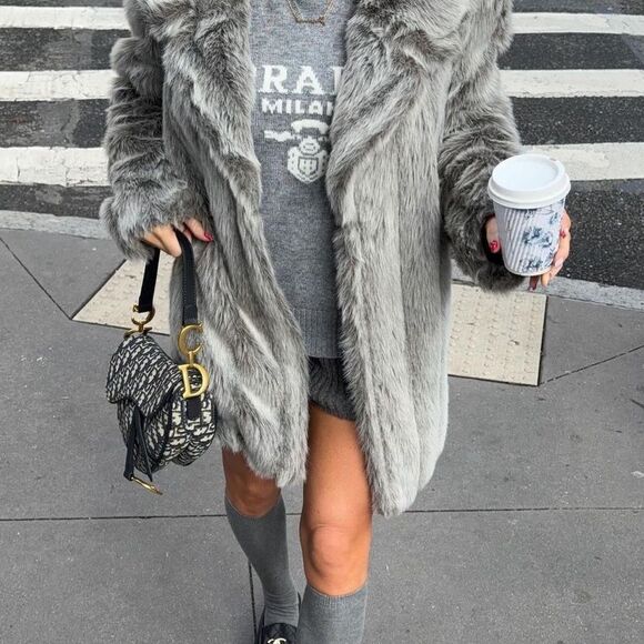 Dennis basso gray faux fur coat - Picture 2 of 8